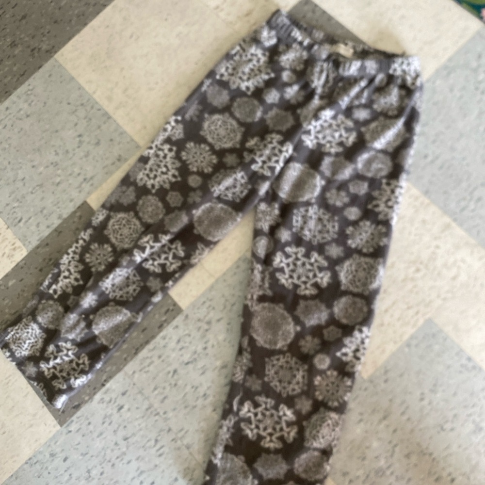Avon Gray and White fleece Pants
